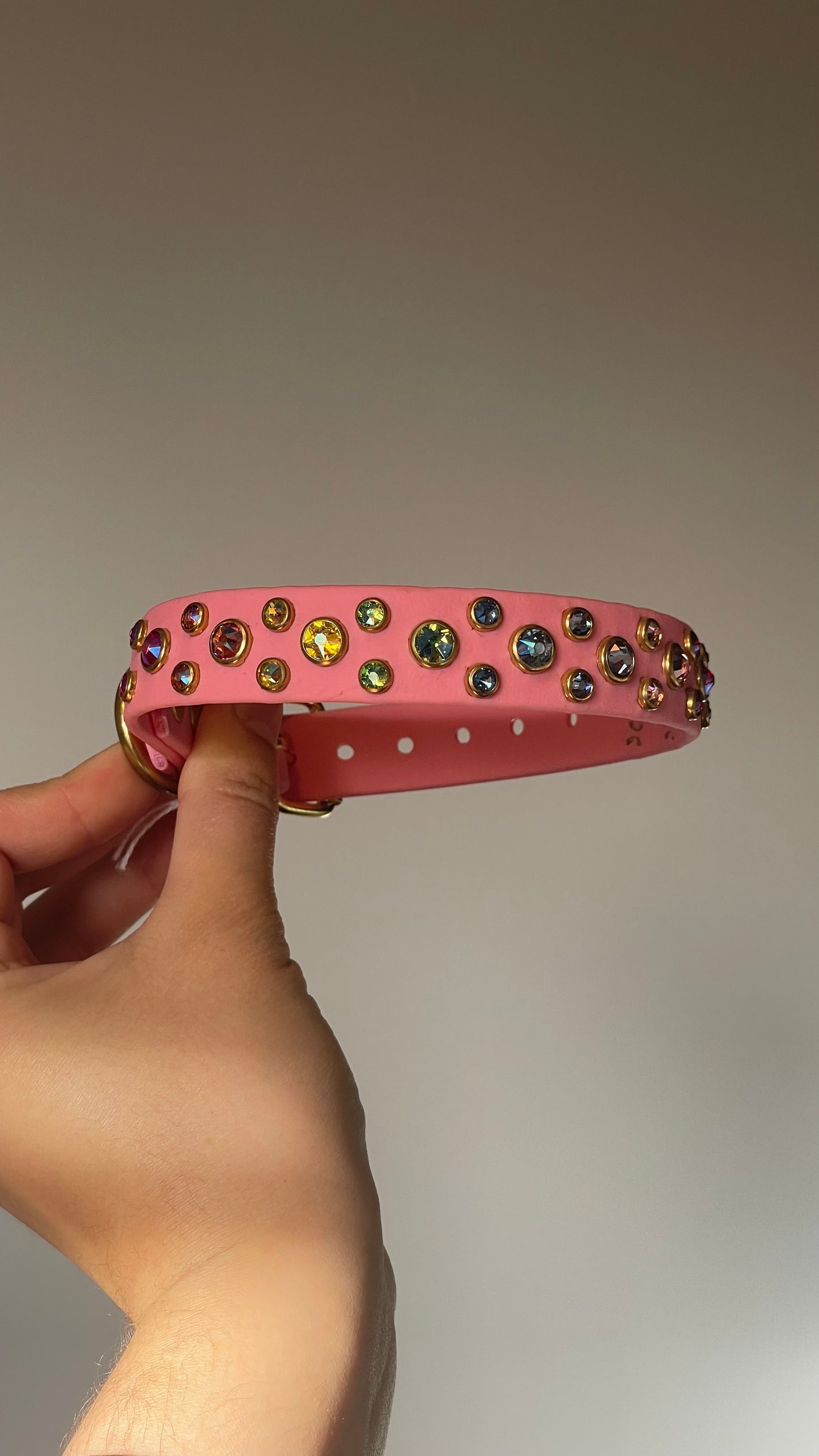 3/4” (20mm) Wide - Fits 10-13”