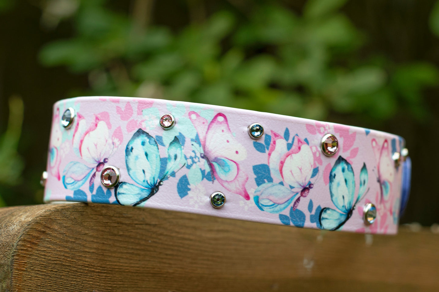 PREMADE COLLAR - 1.5" tapered to 1" width, fits 15-18", Silver hardware, Periwinkle Strap