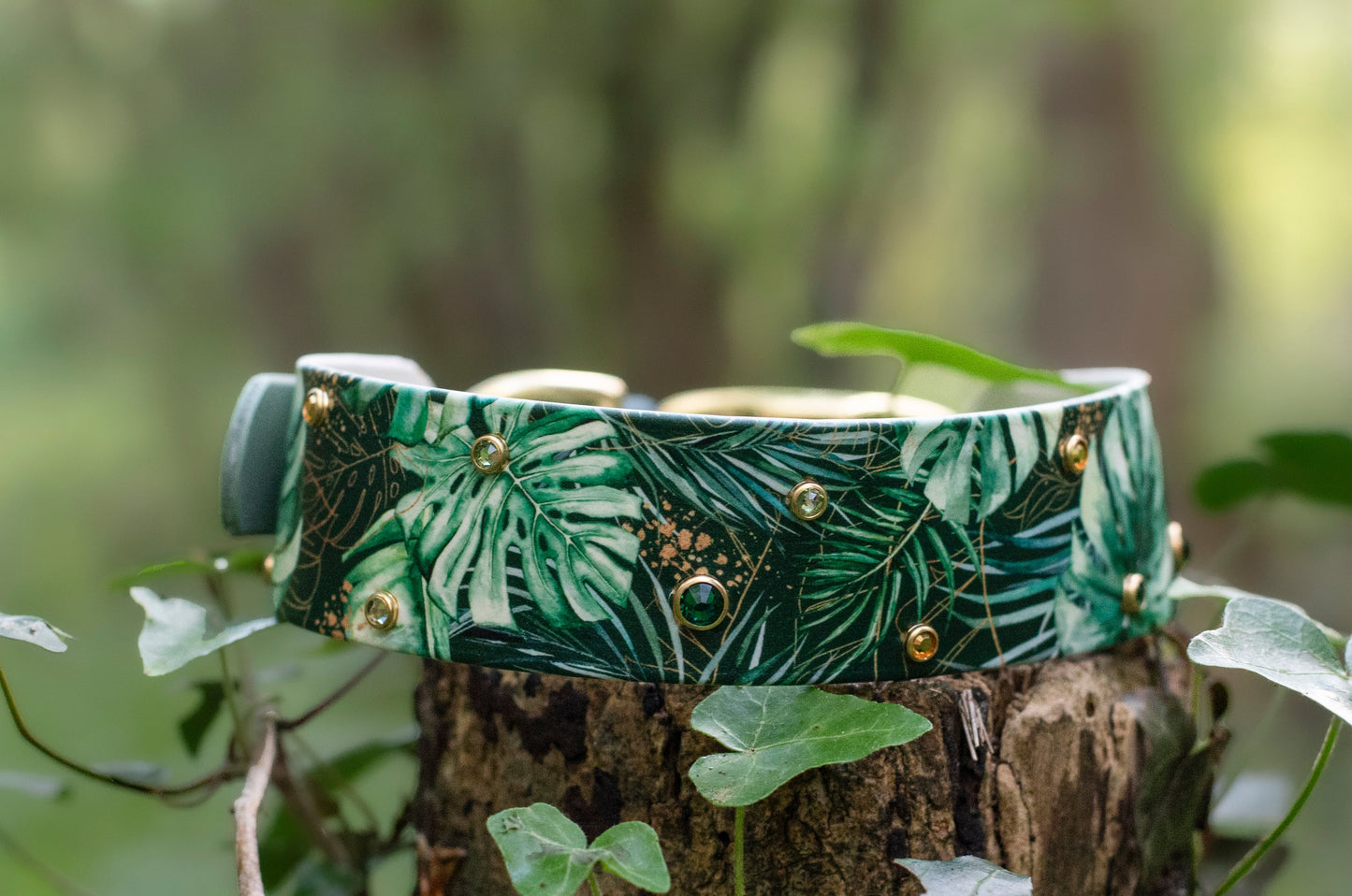 In The Jungle - Printed Leaf Biothane Dog Collar