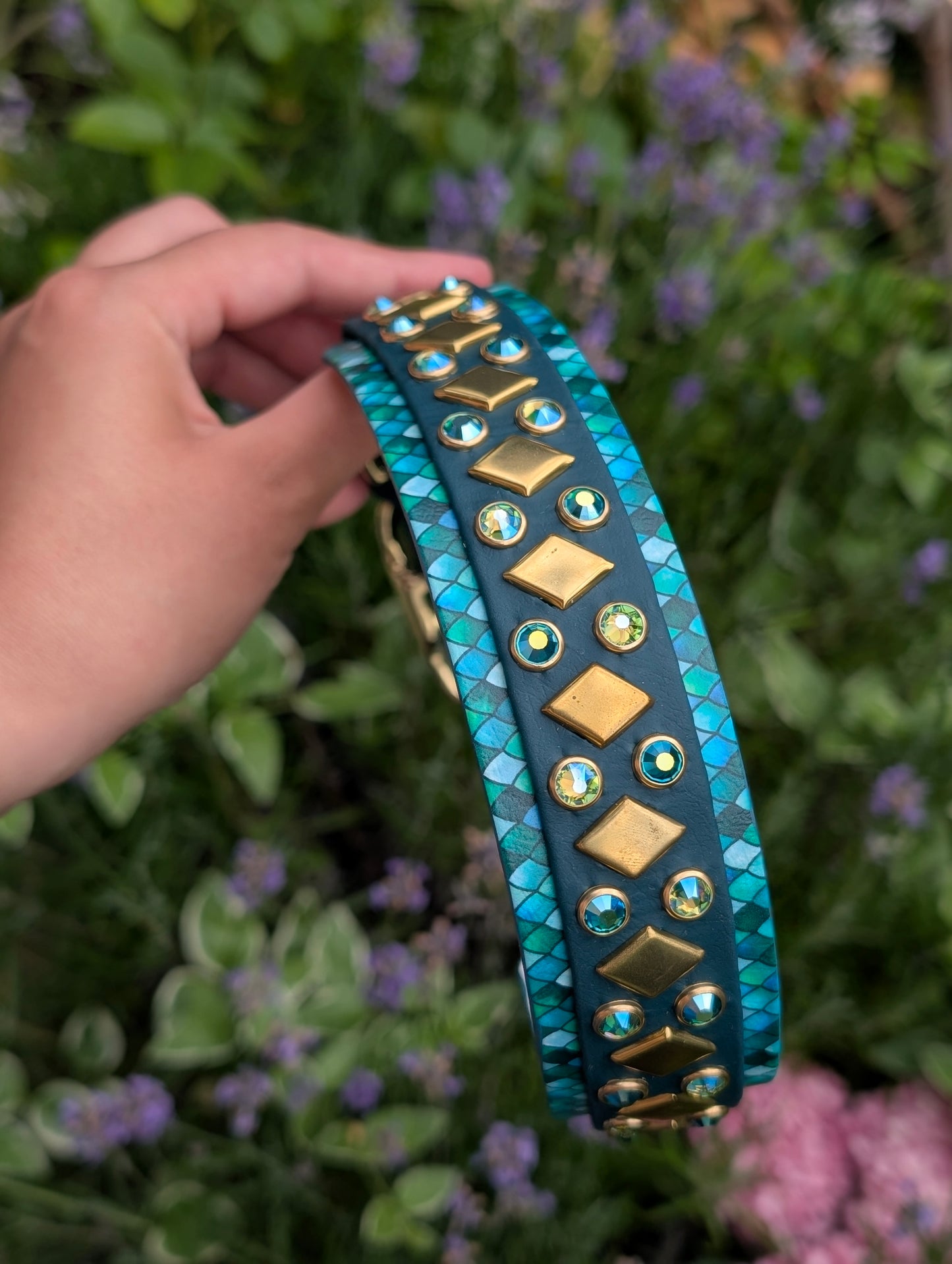16-19" Size, 1" on 1.5" Width - Ready To Ship Collar