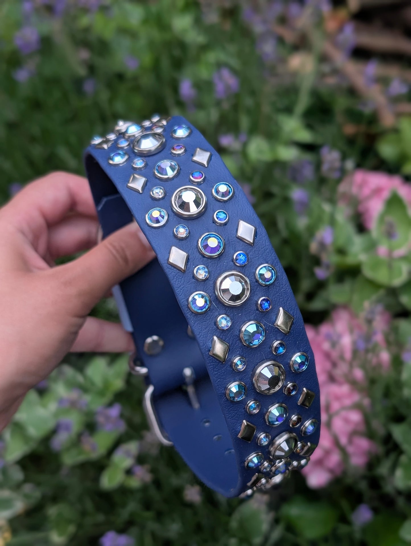 15.5-18.5" Size, 1.5" Width - Ready To Ship Collar