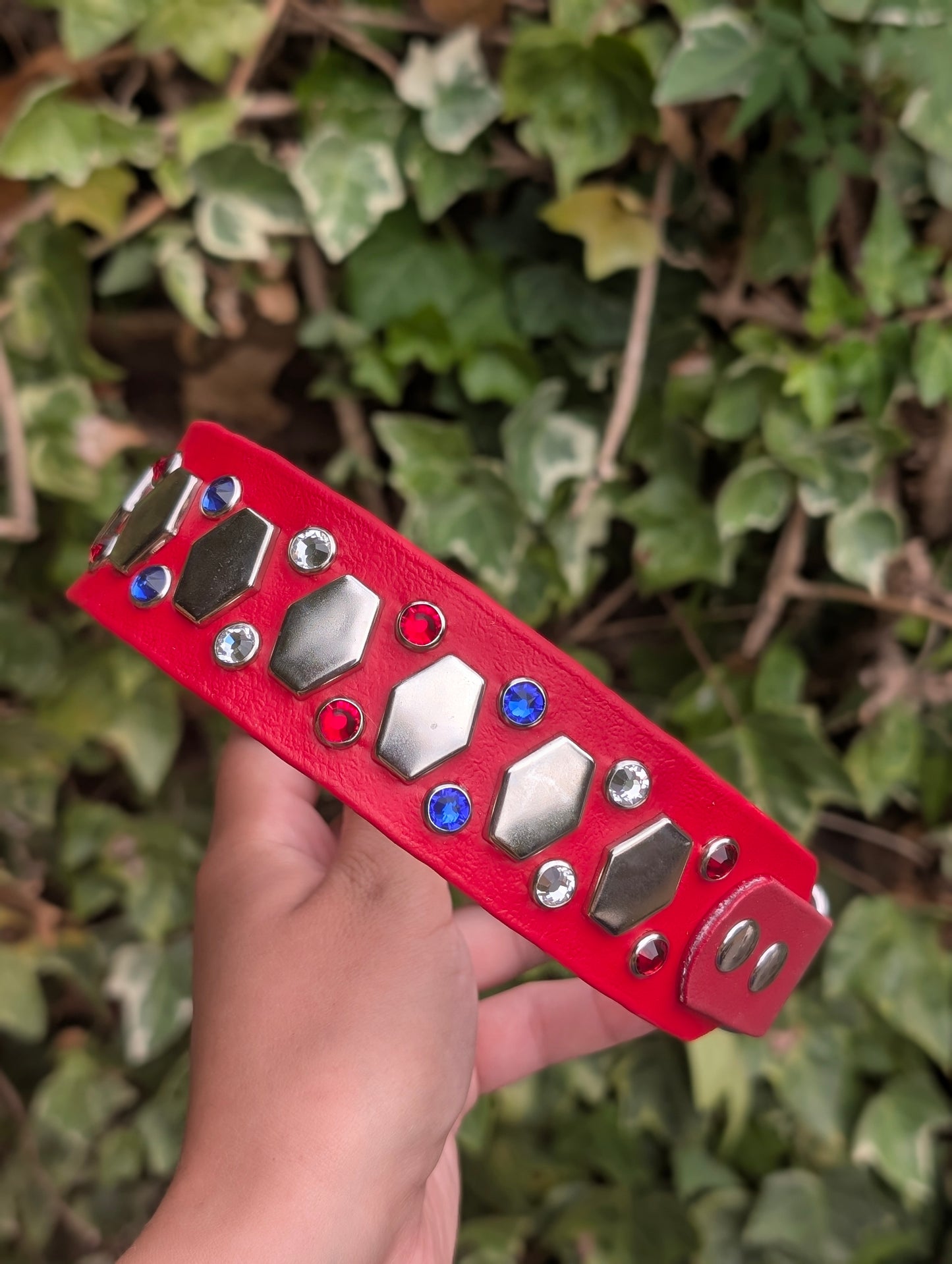 14-17" Size, 1.5" tapered to 1" Width  - Ready To Ship Collar
